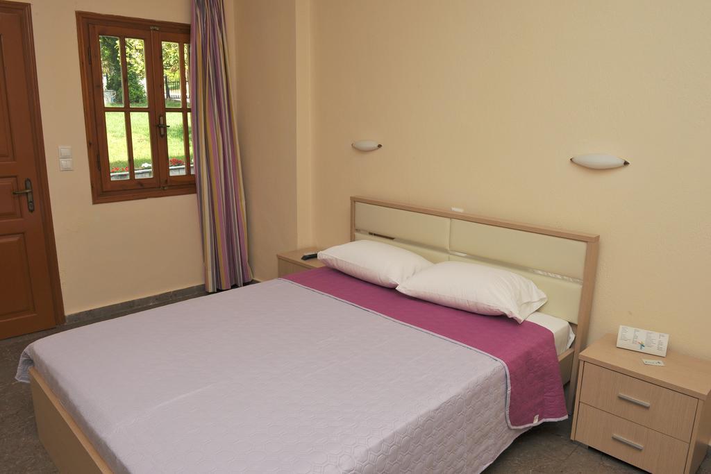 Anna Apartments Kontokali Habitación foto